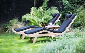Crescent Lodge, Crouch End, London